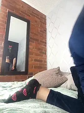 Snapshot of CuteHarper chatting on March 13, 2025, 9:26 pm CuteHarper online show from March 13, 2025, 9:26 pm