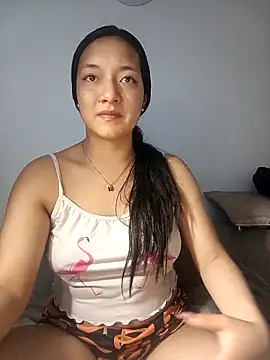 Snapshot of CuteHarper chatting on November 15, 2025, 1:47 am CuteHarper online show from November 15, 2025, 1:47 am