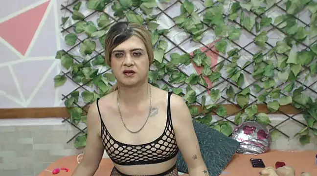 Snapshot of Dolldirtyxxx chatting on March 6, 2025, 6:05 pm Dolldirtyxxx online show from March 6, 2025, 6:05 pm