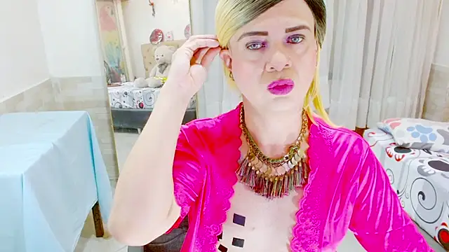 Dolldirtyxxx online show from May 25, 2026, 5:02 am