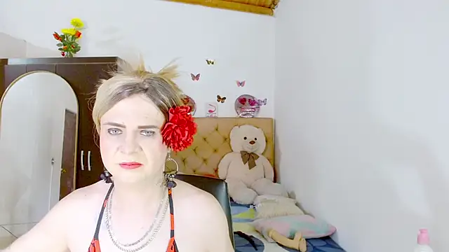 Dolldirtyxxx online show from June 28, 2026, 6:14 pm
