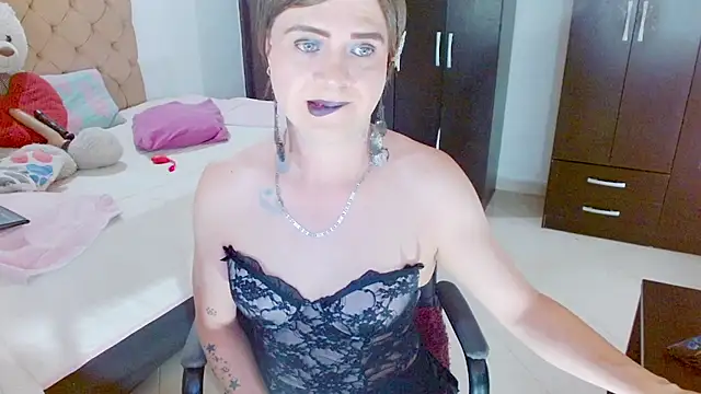 Dolldirtyxxx online show from July 15, 2026, 5:02 am