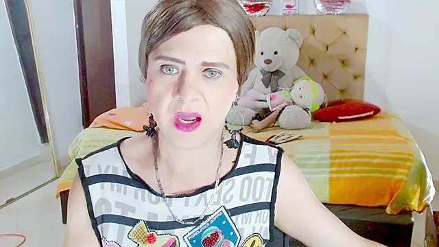 Dolldirtyxxx online show from July 25, 2026, 5:49 am