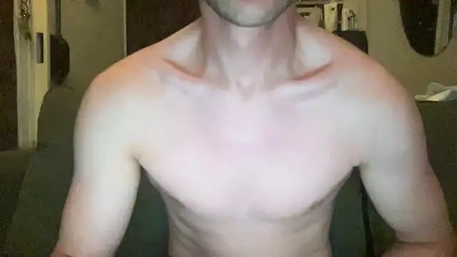 Snapshot of LeoLovelyDick chatting on August 7, 2026, 4:42 pm LeoLovelyDick online show from August 7, 2026, 4:42 pm