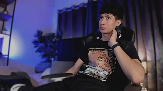 NovaaWheler online show from March 16, 2026, 11:58 am