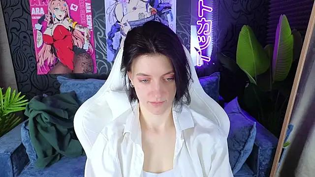 roxy riot  online show from February 20, 2025, 7:34 am