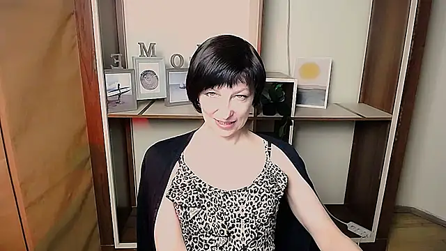  AngeliaFlow  online show from February 27, 2026, 9:09 am