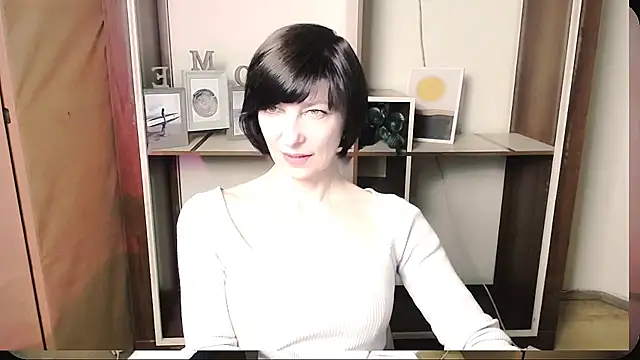 Snapshot of _AngeliaFlow_ chatting on May 31, 2026, 9:05 am AngeliaFlow online show from May 31, 2026, 9:05 am