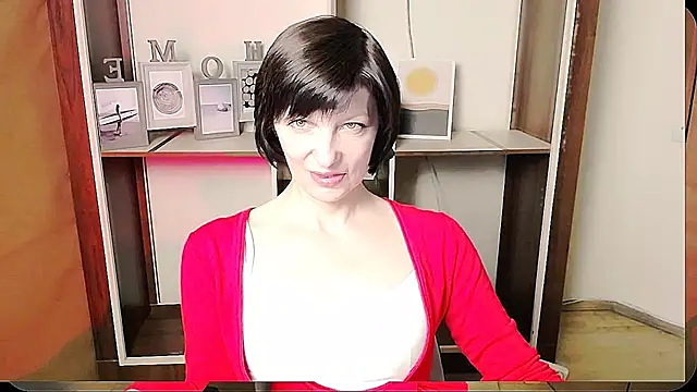 Snapshot of _AngeliaFlow_ chatting on June 18, 2026, 8:14 am AngeliaFlow online show from June 18, 2026, 8:14 am