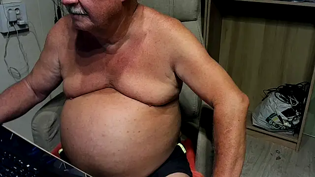 barenfan online show from September 17, 2025, 12:01 am