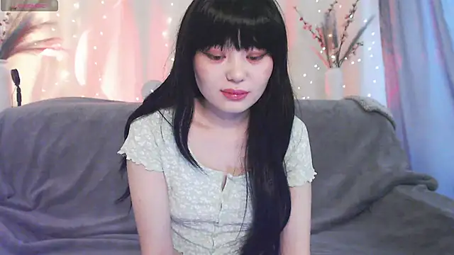 Snapshot of CelestialEwa chatting on February 7, 2025, 2:50 am CelestialEwa online show from February 7, 2025, 2:50 am