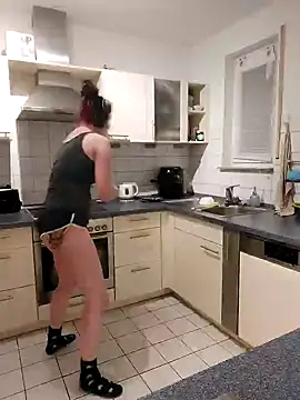 Gamergirl-Linela online show from February 18, 2025, 6:04 pm