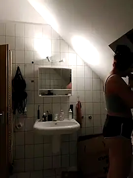 Gamergirl-Linela online show from March 11, 2025, 7:14 pm