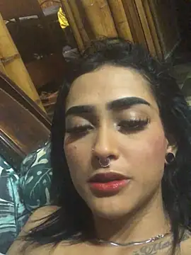 Snapshot of AngellsCollings chatting on February 23, 2025, 8:28 am AngellsCollings online show from February 23, 2025, 8:28 am