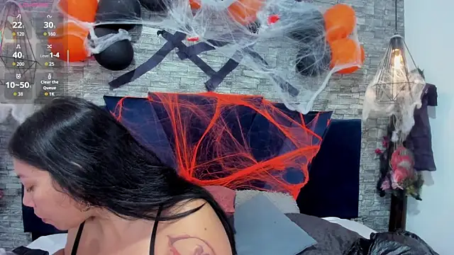 Snapshot of Sophia_Brunett chatting on October 31, 2025, 11:55 am Sophia Brunett online show from October 31, 2025, 11:55 am