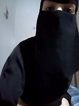 Snapshot of Milan-88 chatting on February 22, 2026, 8:51 pm Milan-88 online show from February 22, 2026, 8:51 pm