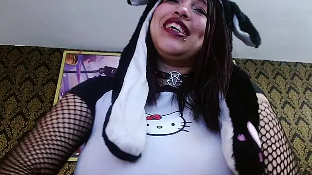 Snapshot of Rouse_darkk chatting on February 18, 2025, 6:26 am Rouse darkk online show from February 18, 2025, 6:26 am