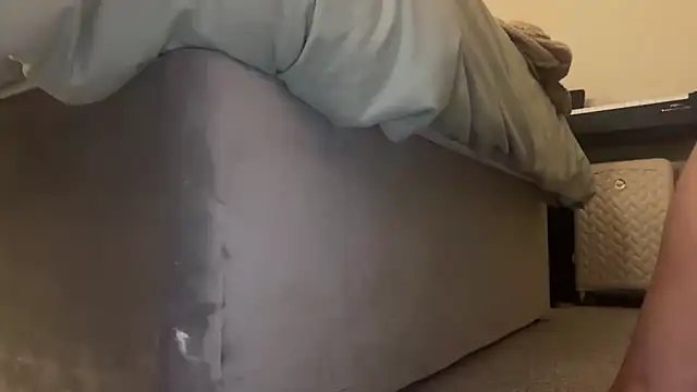 skyejde online show from February 5, 2026, 6:34 pm