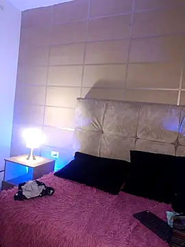 Snapshot of _michonne_ chatting on September 13, 2025, 9:14 pm michonne online show from September 13, 2025, 9:14 pm