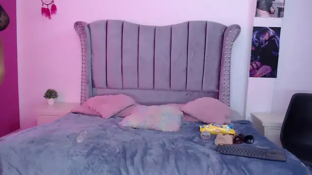 melody toy online show from March 12, 2026, 8:26 pm