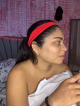 Snapshot of Tana_latin chatting on February 19, 2025, 3:17 am Tana latin online show from February 19, 2025, 3:17 am