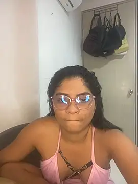 Snapshot of Tana_latin chatting on February 27, 2025, 1:16 am Tana latin online show from February 27, 2025, 1:16 am