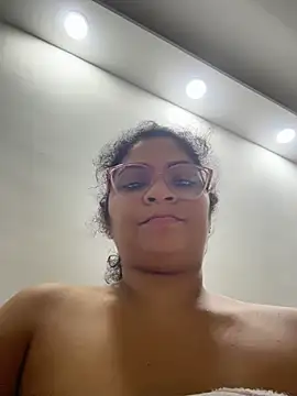 Snapshot of Tana_latin chatting on July 25, 2026, 12:09 am Tana latin online show from July 25, 2026, 12:09 am