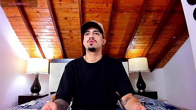 Sebastian Berne online show from March 9, 2025, 3:27 pm