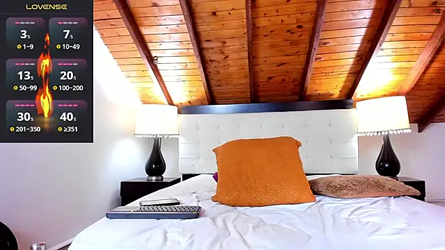 Sebastian Berne online show from September 23, 2025, 1:36 pm