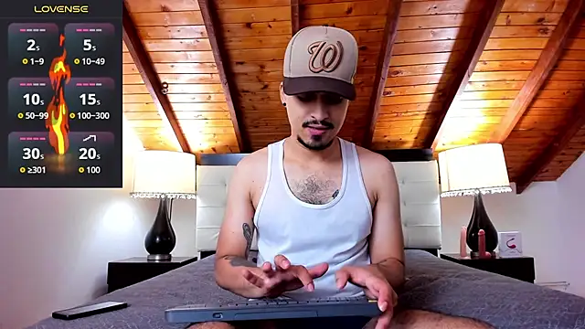 Sebastian Berne online show from December 2, 2025, 7:20 pm