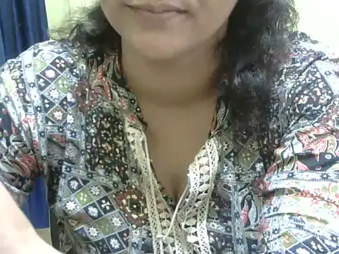 Your cutiepie  online show from October 31, 2025, 8:26 am