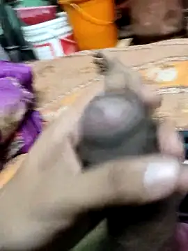 Yashkumar 0697 online show from February 24, 2025, 6:04 pm