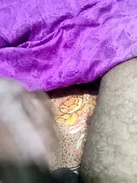 Yashkumar 0697 online show from February 26, 2025, 9:48 pm