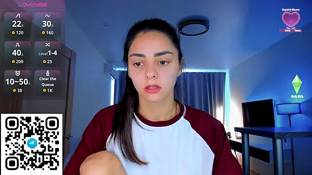 Snapshot of EmiliaZen chatting on September 13, 2025, 11:32 am EmiliaZen online show from September 13, 2025, 11:32 am