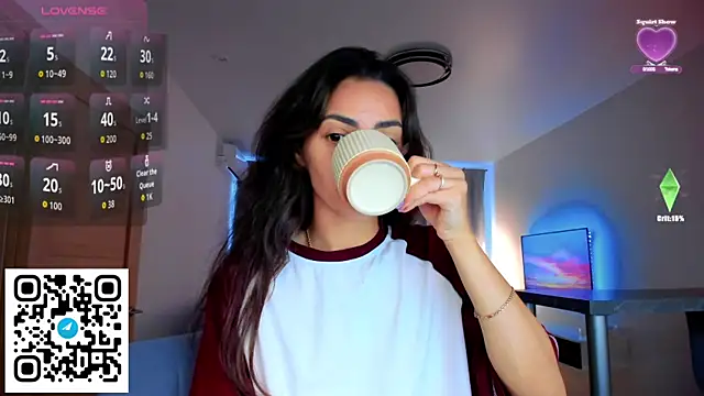 Snapshot of EmiliaZen chatting on September 27, 2025, 12:21 pm EmiliaZen online show from September 27, 2025, 12:21 pm