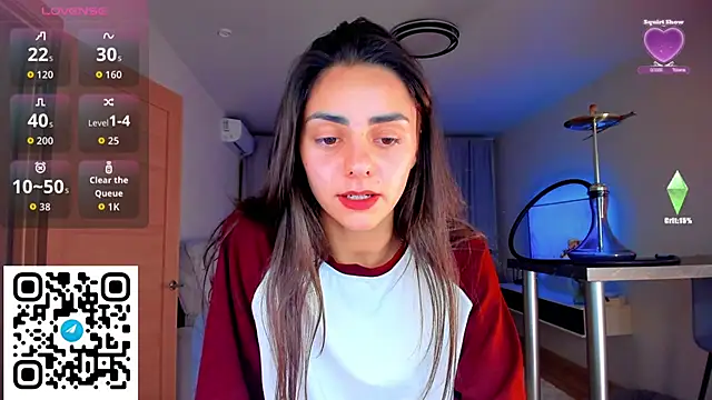 Snapshot of EmiliaZen chatting on October 15, 2025, 1:28 am EmiliaZen online show from October 15, 2025, 1:28 am