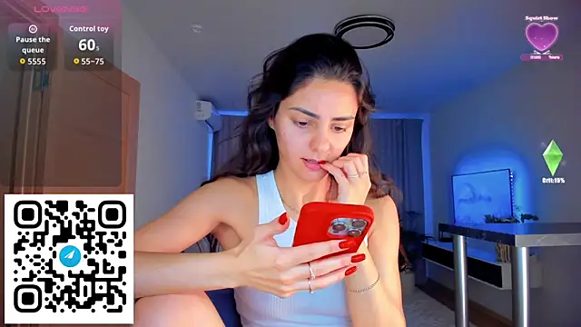 Snapshot of EmiliaZen chatting on November 1, 2025, 12:07 pm EmiliaZen online show from November 1, 2025, 12:07 pm