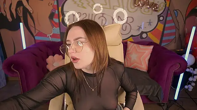 Snapshot of DivineJass chatting on March 7, 2025, 9:17 pm DivineJass online show from March 7, 2025, 9:17 pm