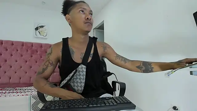 blackdirty420 online show from February 20, 2025, 2:35 pm