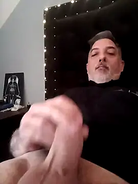 Sexyguycumming online show from March 17, 2025, 1:39 pm