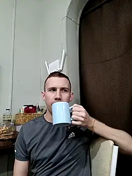 Snapshot of Dimyanmodel chatting on February 8, 2025, 5:18 pm Dimyanmodel online show from February 8, 2025, 5:18 pm