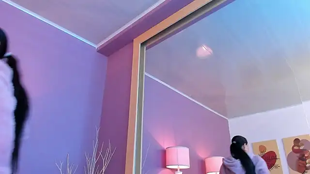 Snapshot of scarlet_edwars chatting on February 11, 2025, 12:05 pm scarlet edwars online show from February 11, 2025, 12:05 pm