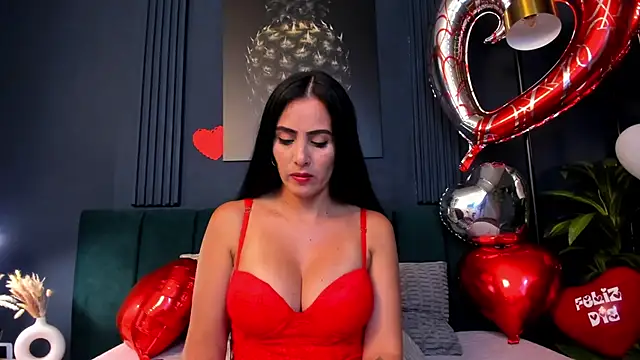 Snapshot of scarlet_edwars chatting on February 14, 2025, 7:12 pm scarlet edwars online show from February 14, 2025, 7:12 pm