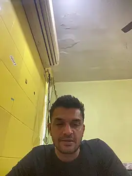 crazyfreaking online show from February 16, 2025, 10:43 am