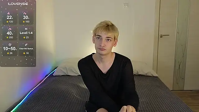 Julian wins online show from April 23, 2026, 9:28 pm