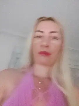 Snapshot of visnjica chatting on June 1, 2026, 9:16 pm visnjica online show from June 1, 2026, 9:16 pm