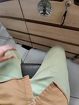 Snapshot of johnwick_7a chatting on March 2, 2025, 7:10 am johnwick 7a online show from March 2, 2025, 7:10 am