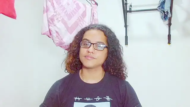 Snapshot of Diane_blossom chatting on March 8, 2025, 12:11 am Diane blossom online show from March 8, 2025, 12:11 am