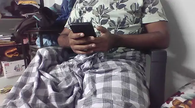 Tamil small cock online show from March 11, 2025, 12:39 pm