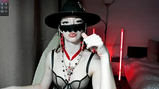 holyharlot online show from March 14, 2025, 4:51 pm